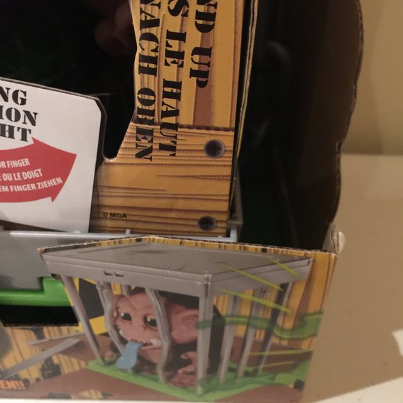 Crate Creatures Surprise Nanners Gorilla Beast Monster - Picture 7 of 16